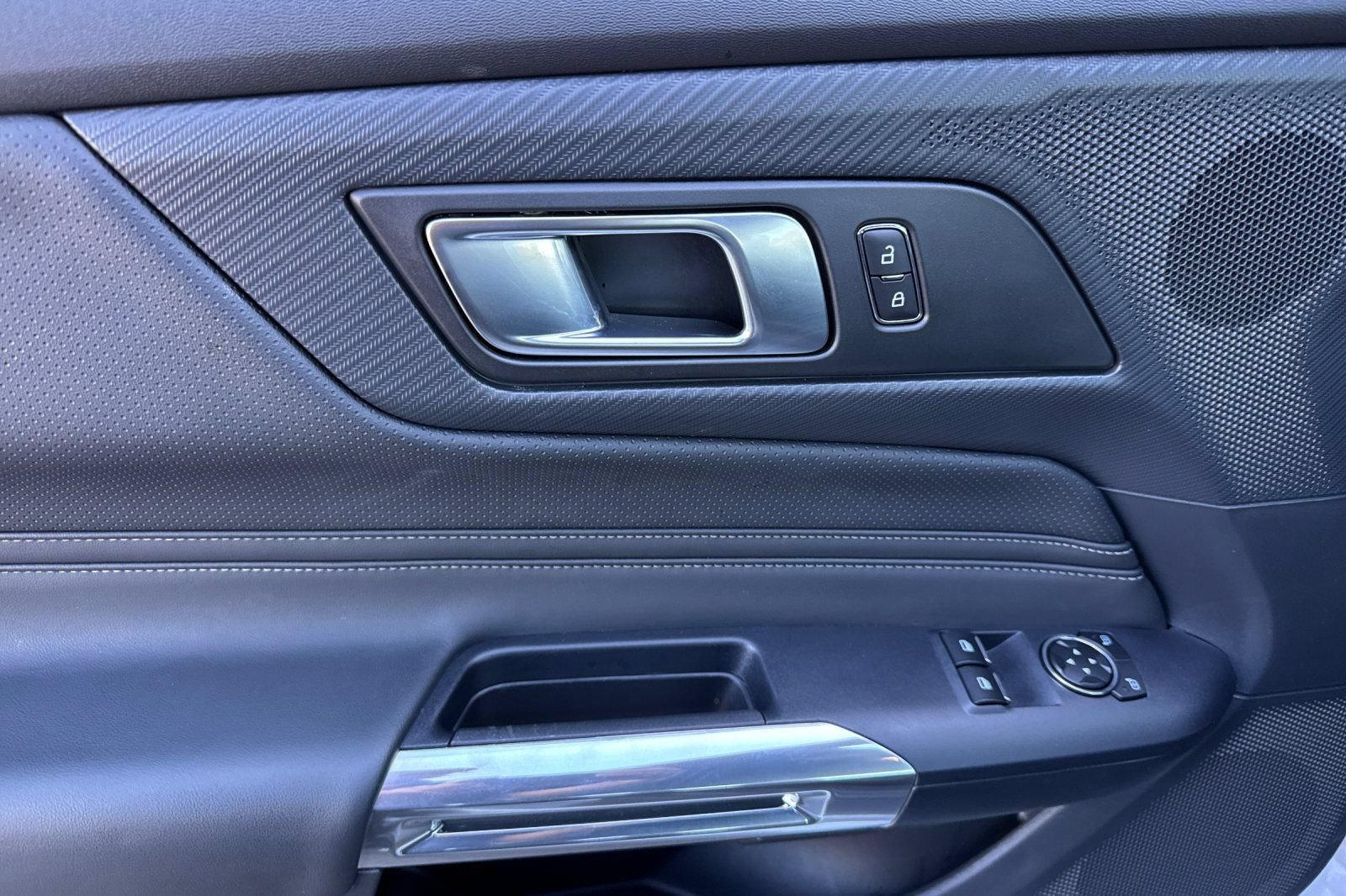 Certified 2026 Ford Mustang Premium RWD image 16