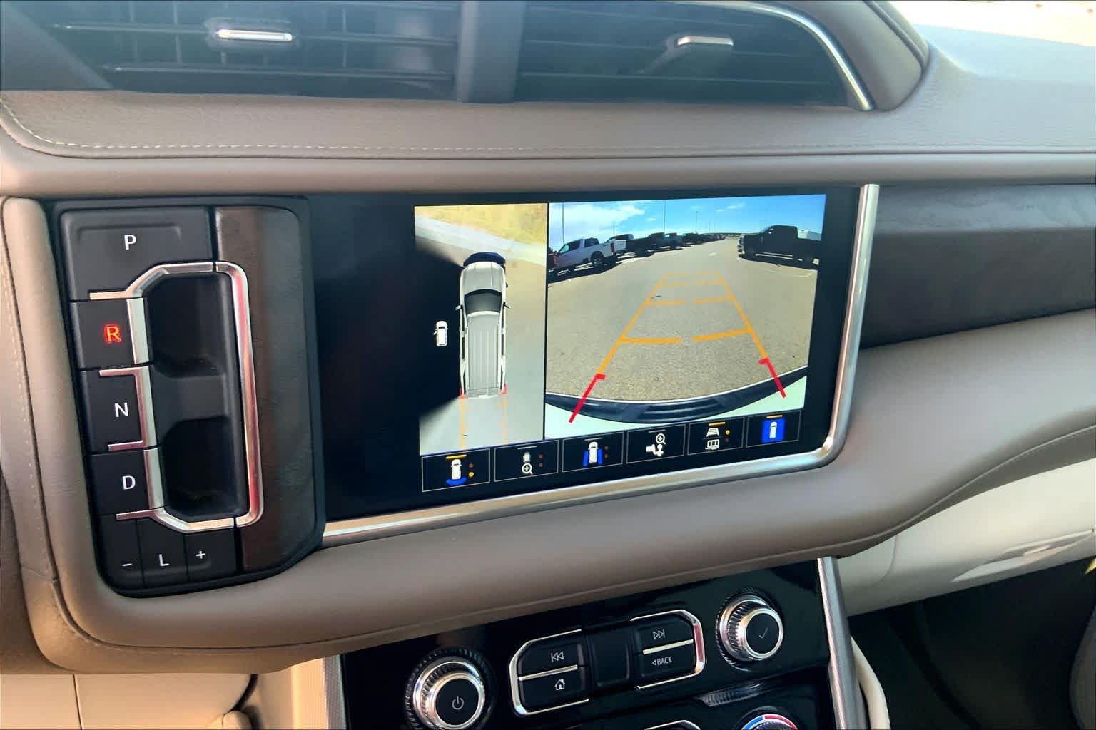 Used 2023 GMC Yukon Denali AWD/4WD image 27