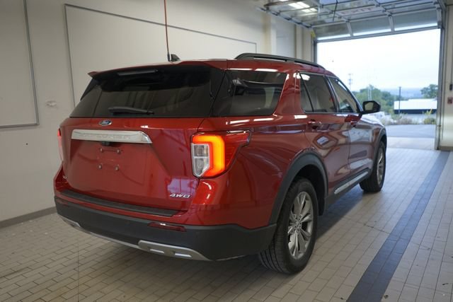 Certified 2023 Ford Explorer XLT w/ Equipment Group 202A AWD/4WD image 14