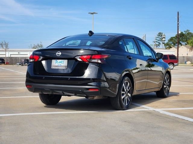 Used 2025 Nissan Versa SV image 5
