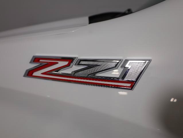 Used 2024 Chevrolet Silverado 1500 LTZ AWD/4WD image 36