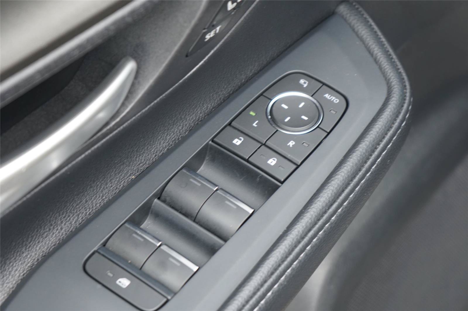 Used 2025 Toyota Grand Highlander AWD Hybrid image 20