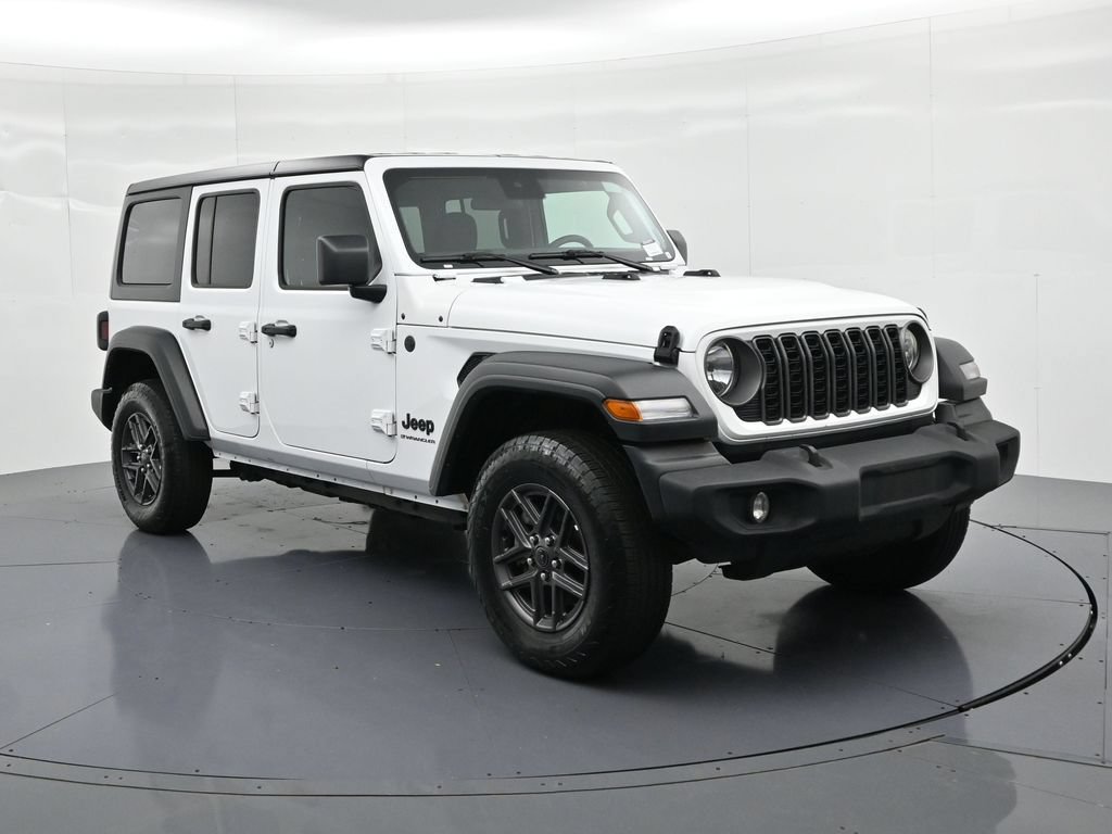 Used 2025 Jeep Wrangler Unlimited Sport AWD/4WD image 3