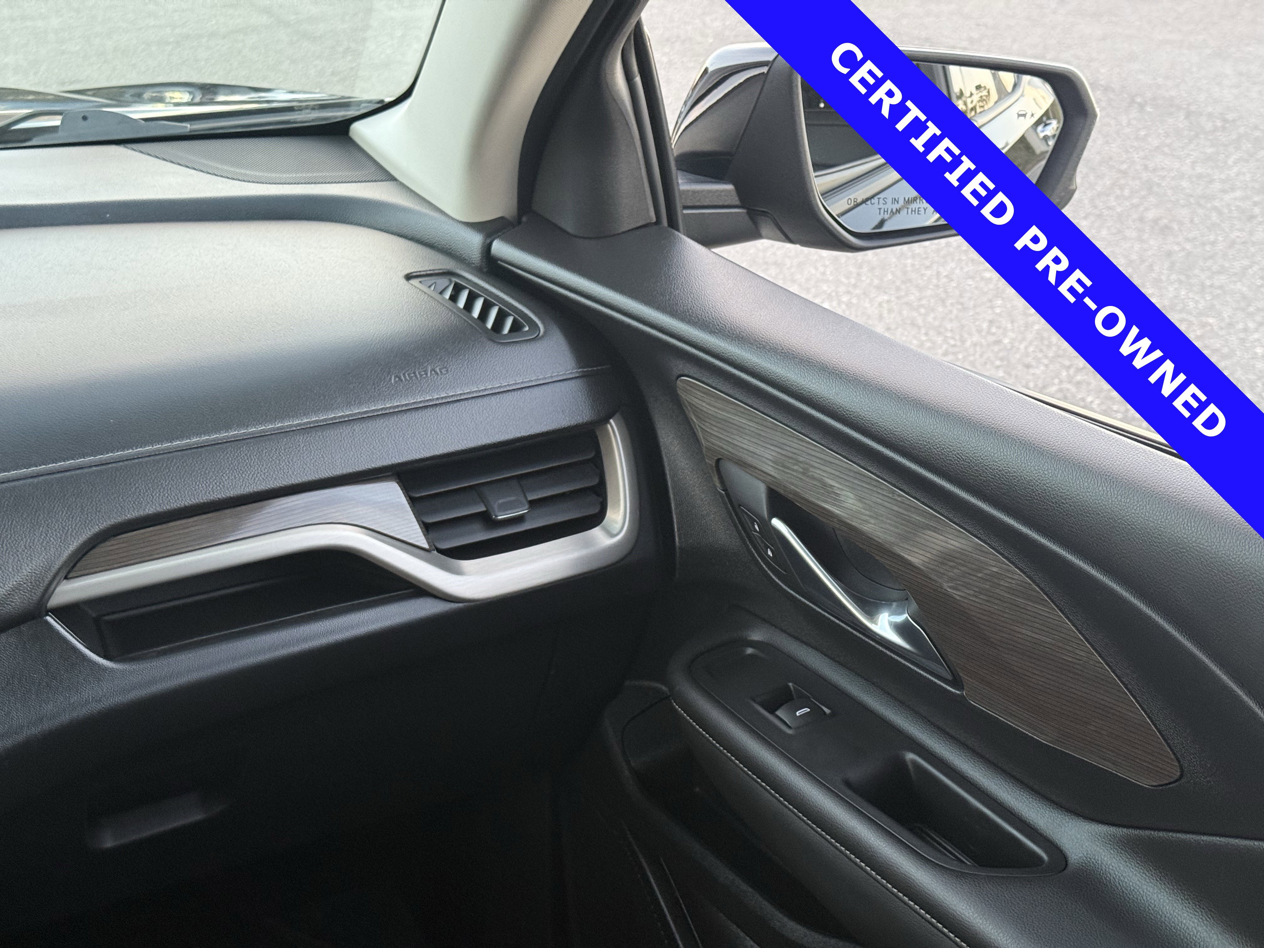 Used 2023 GMC Terrain Denali image 18