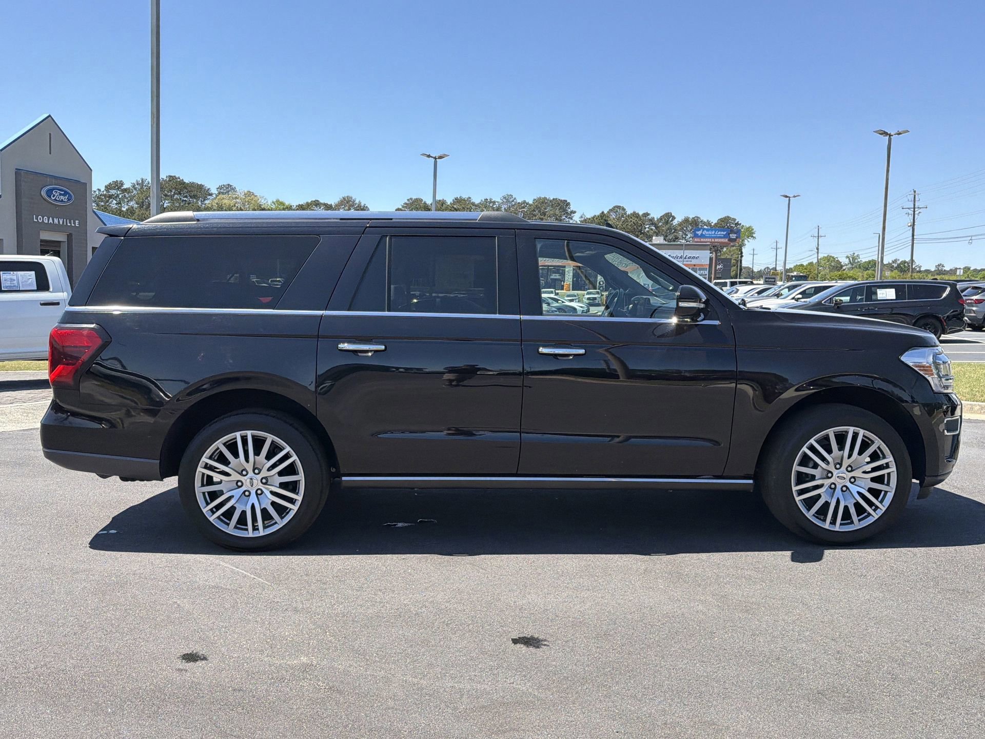 Certified 2024 Ford Expedition Max Limited AWD/4WD image 2