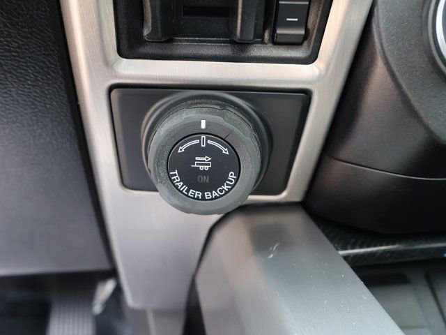 Certified 2020 Ford F450 Platinum w/ FX4 Off-Road Package image 29