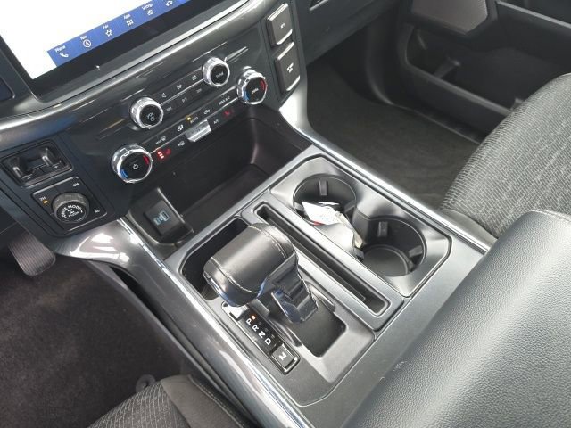 Certified 2022 Ford F150 XLT w/ Equipment Group 302A High image 22