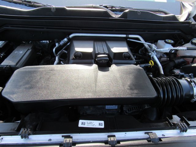 Used 2025 Chevrolet Colorado Trail Boss AWD/4WD image 15