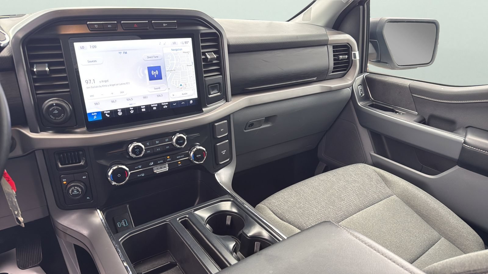 Certified 2024 Ford F150 XLT w/ Mobile Office Package AWD/4WD image 19