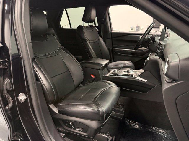 Certified 2020 Ford Explorer ST w/ Premium Technology Package AWD/4WD image 35