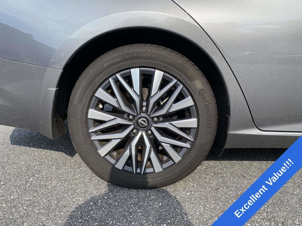 Used 2023 Nissan Altima 2.5 SV FWD image 9