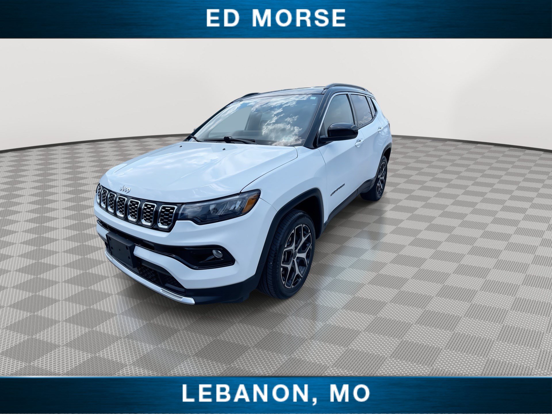 Used 2025 Jeep Compass Limited AWD/4WD image 4