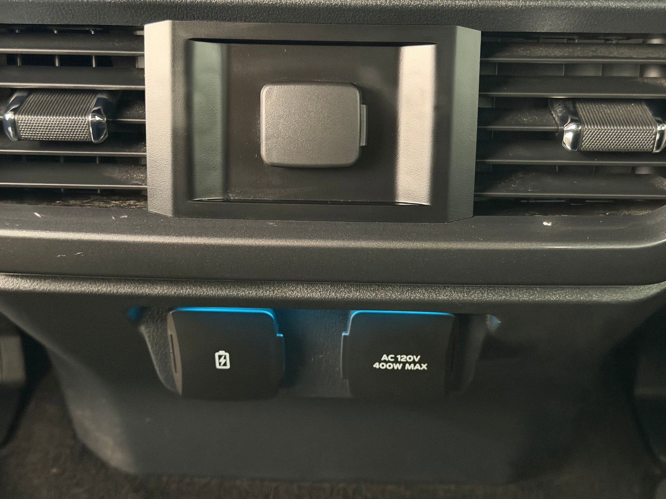 Certified 2023 Ford F150 XLT w/ Equipment Group 302A High image 32