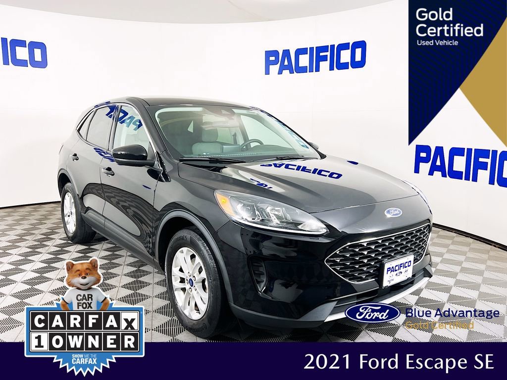 Certified 2021 Ford Escape SE w/ Convenience Package image 1