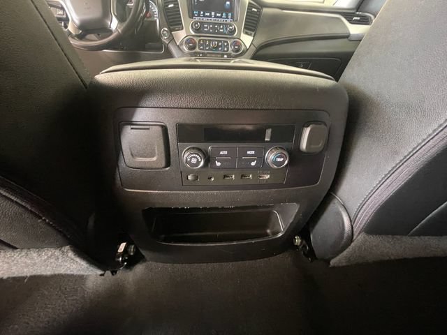 Used 2019 Chevrolet Suburban Premier AWD/4WD image 25