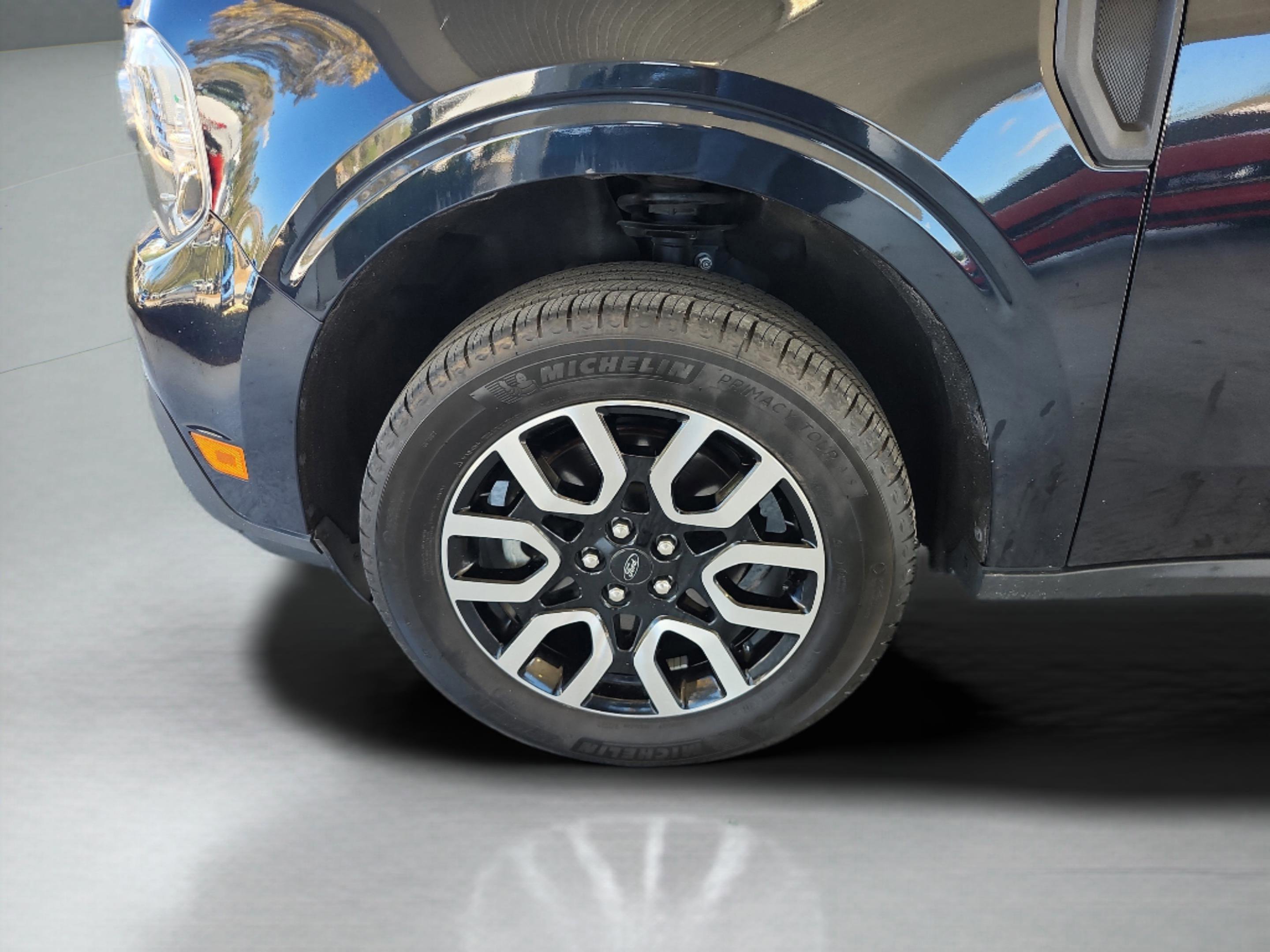 Certified 2023 Ford Maverick Lariat image 31