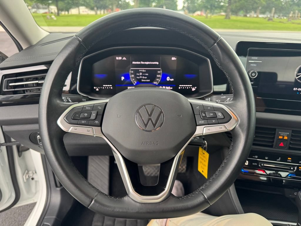 Used 2025 Volkswagen Jetta S FWD image 8