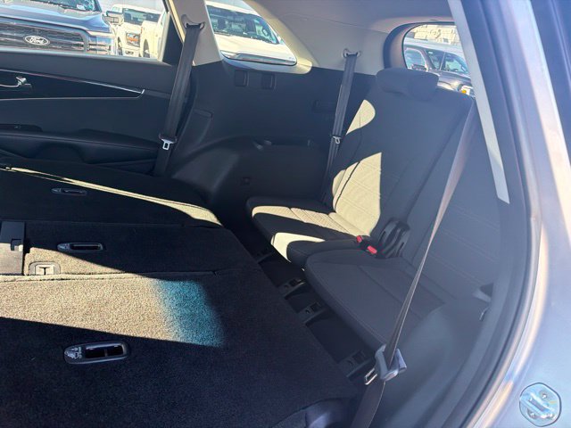 Used 2019 Kia Sorento AWD V6 image 31