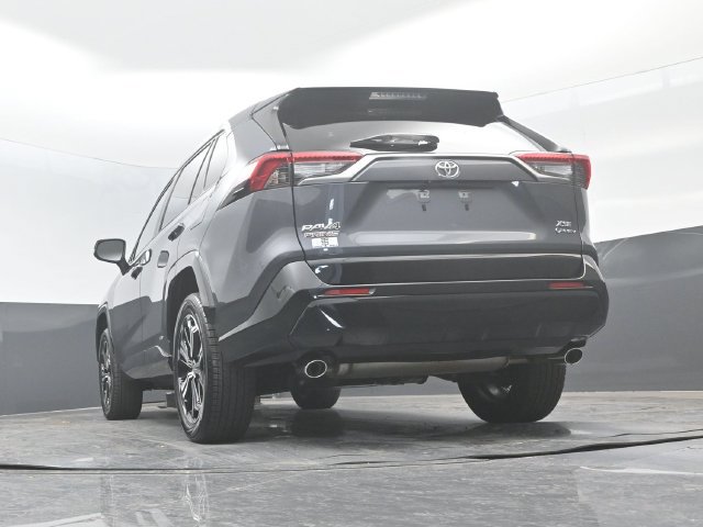 Used 2025 Toyota RAV4 XSE AWD/4WD image 24