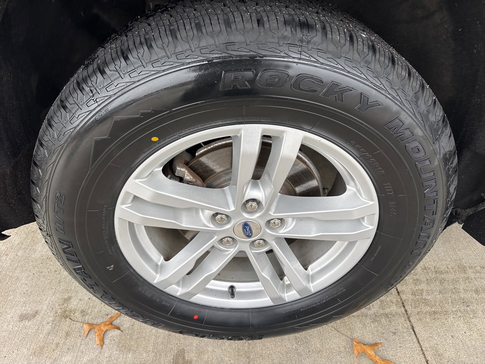 Certified 2023 Ford Explorer XLT w/ Equipment Group 202A image 19