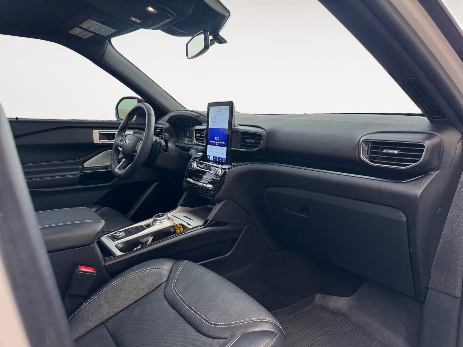 Certified 2024 Ford Explorer ST w/ Equipment Group 401A image 15