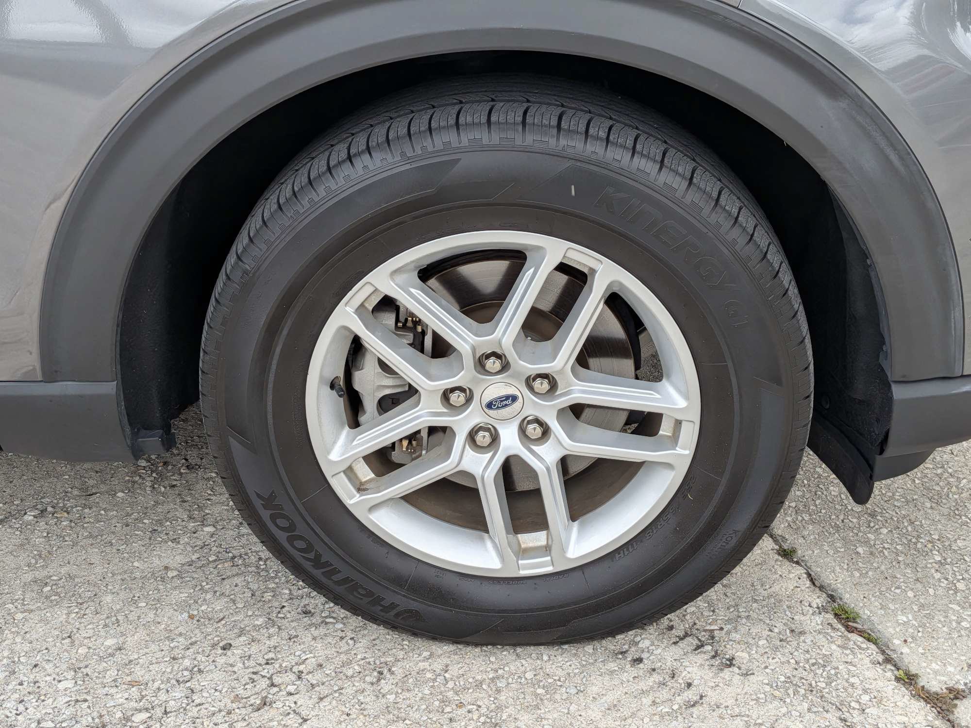 Certified 2025 Ford Explorer Active RWD image 12