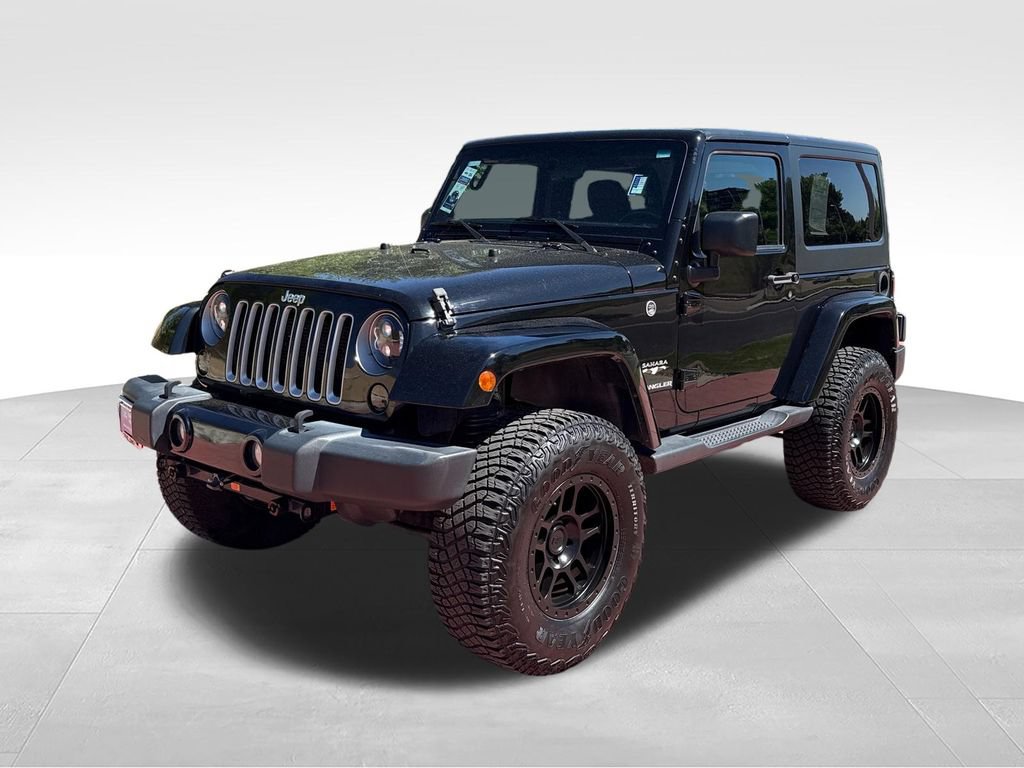 Used 2017 Jeep Wrangler Sahara w/ Dual Top Group AWD/4WD image 3