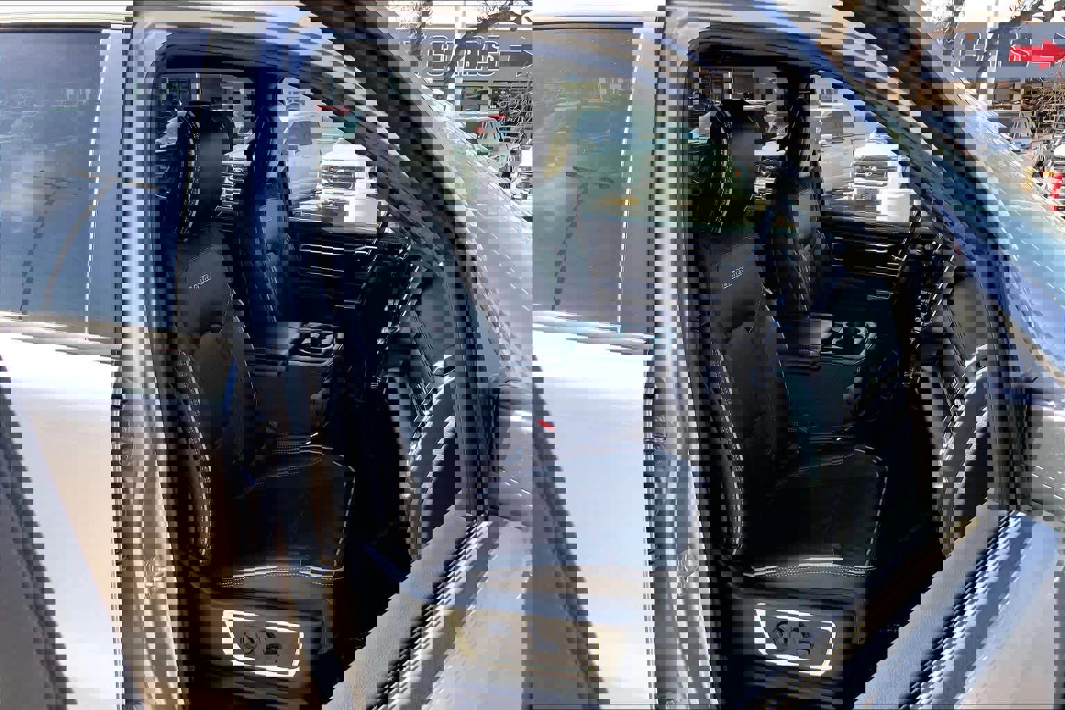 Used 2023 RAM 1500 Laramie image 11