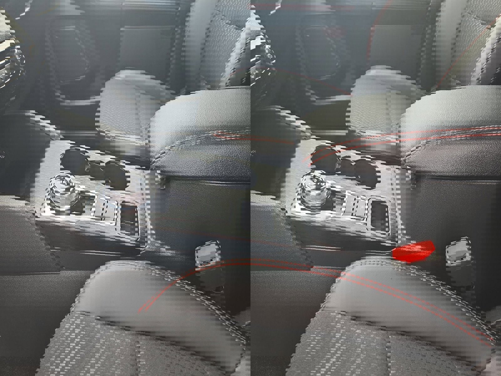 Certified 2025 Ford Escape ST-Line w/ Tech Pack #1 image 22