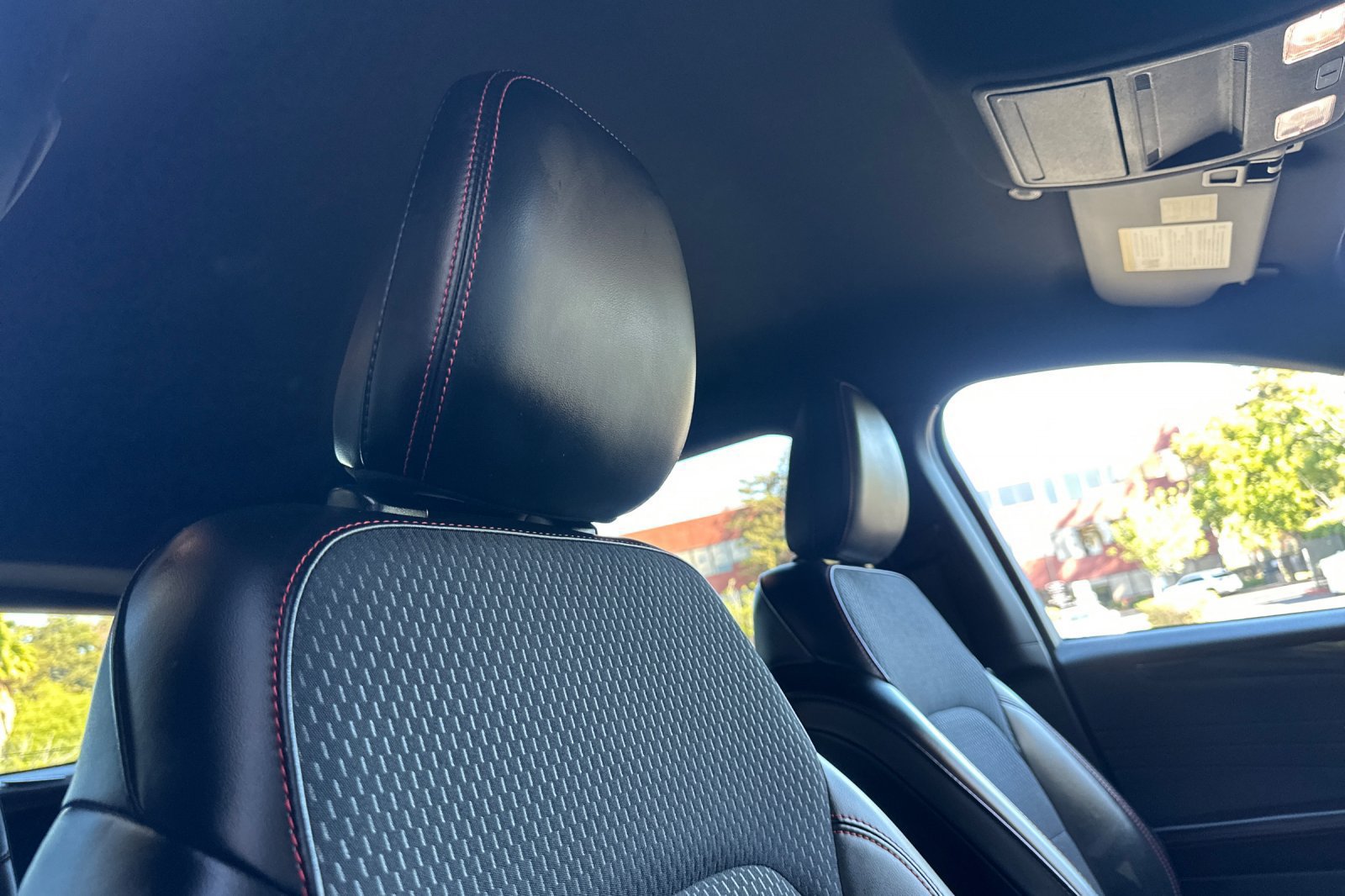 Certified 2025 Ford Escape ST-Line w/ Tech Pack #1 FWD image 19