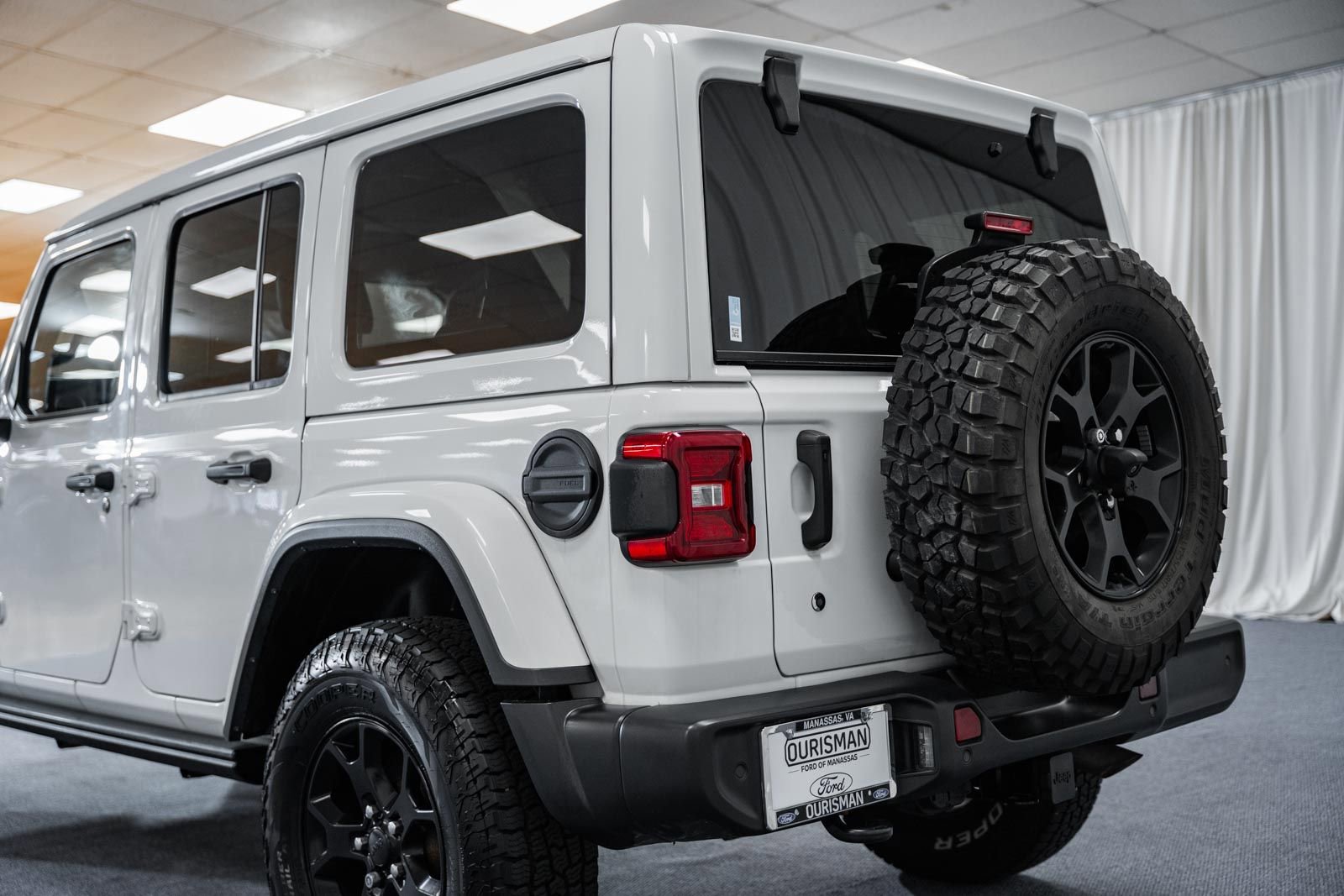 Used 2019 Jeep Wrangler Unlimited Sahara w/ Quick Order Package 24M Moab image 6