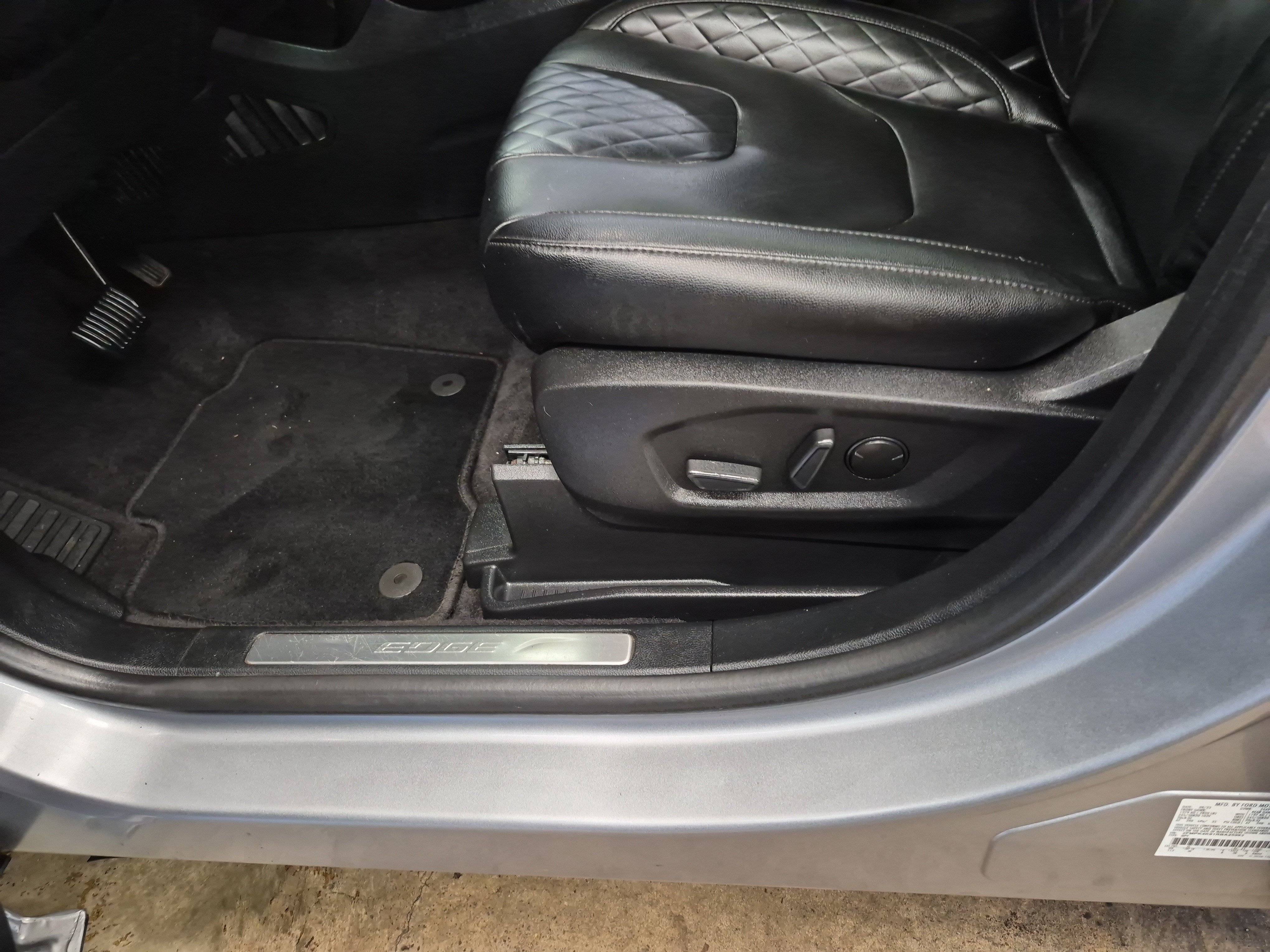 Certified 2024 Ford Edge Titanium AWD/4WD image 13
