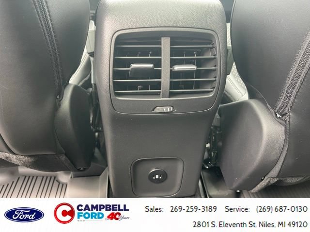 Certified 2025 Ford Escape SE FWD image 21