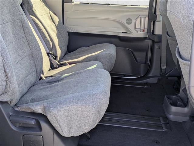 Used 2024 Toyota Sienna XLE image 17