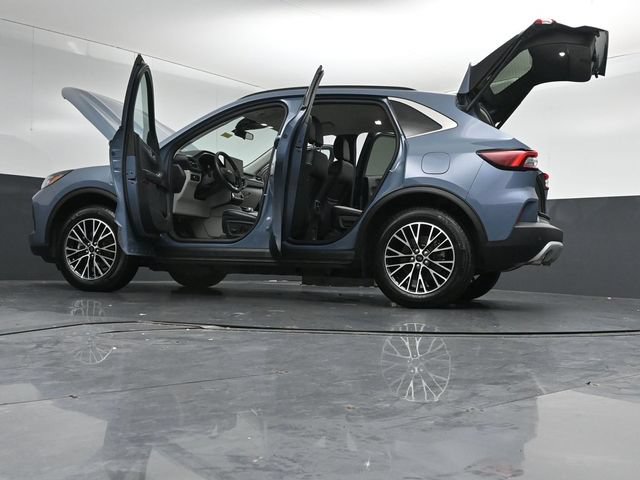 Certified 2026 Ford Escape SE FWD image 57