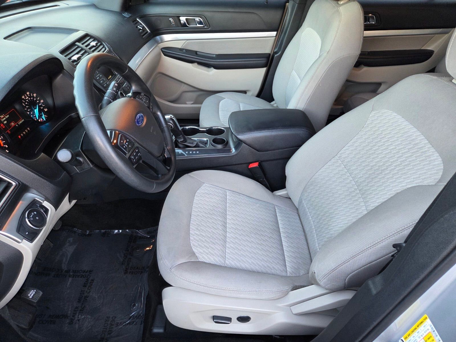 Certified 2018 Ford Explorer Base image 4
