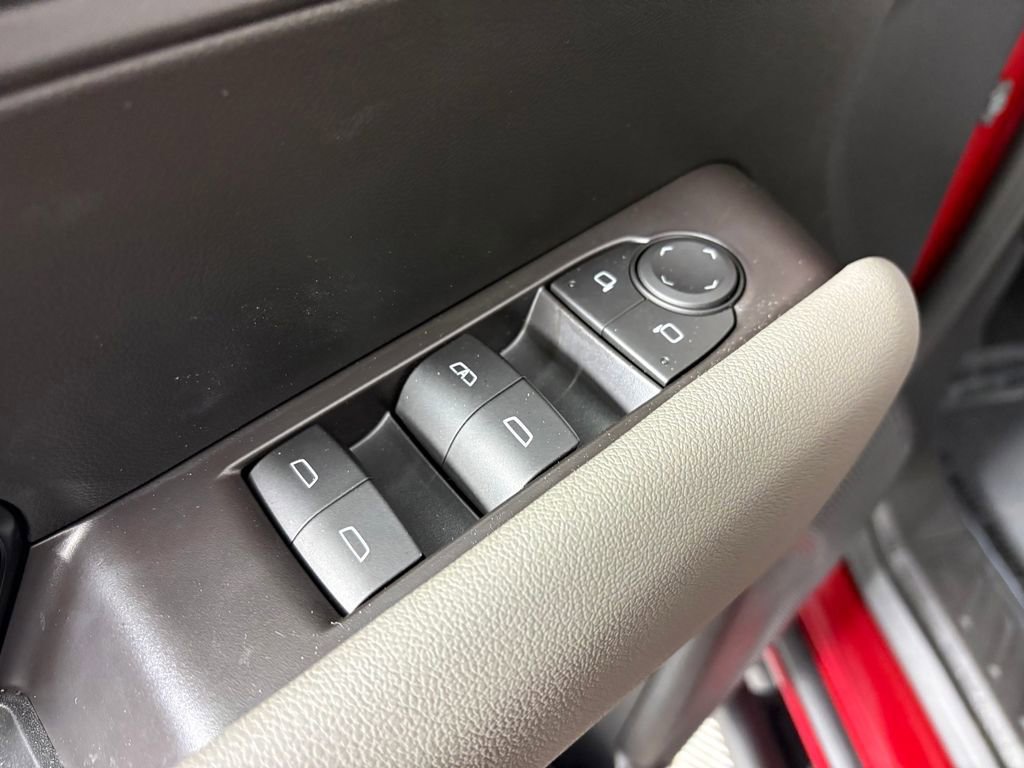 Used 2026 Chevrolet Colorado ZR2 w/ Technology Package image 12