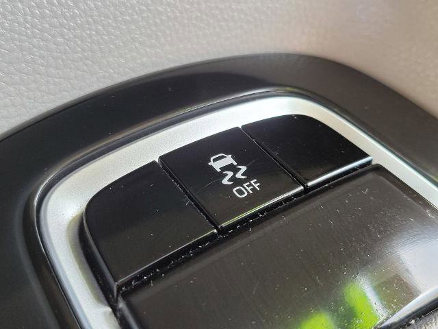 Used 2022 Toyota Corolla LE FWD image 23
