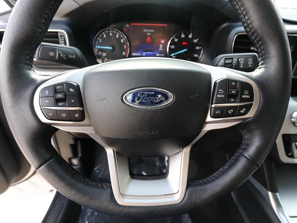 Certified 2024 Ford Explorer XLT w/ Equipment Group 202A AWD/4WD image 16