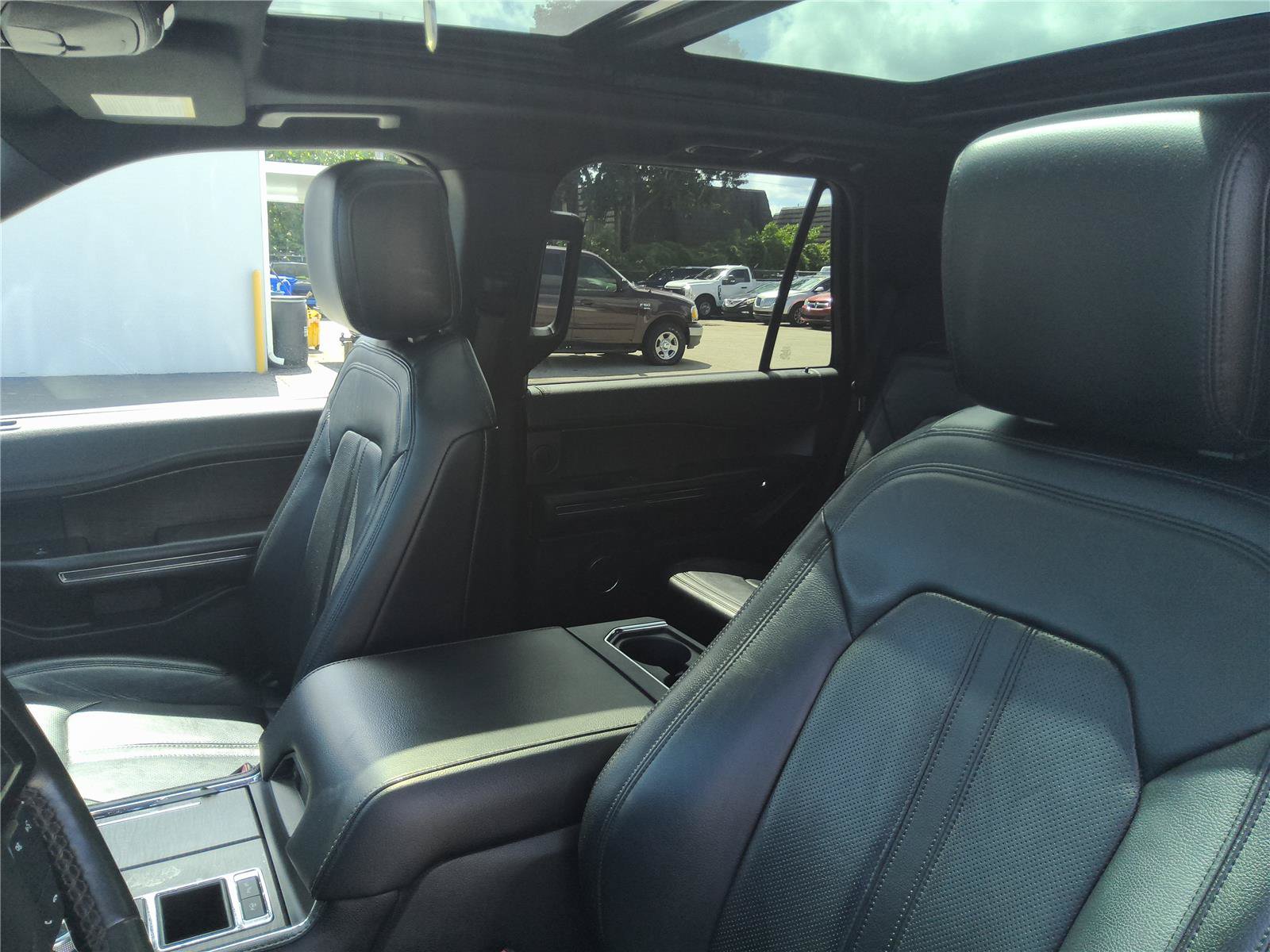 Certified 2018 Ford Expedition Limited w/ Equipment Group 302A RWD image 13