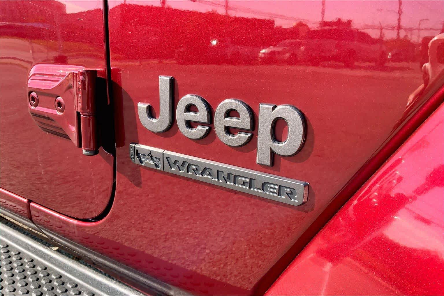 Used 2021 Jeep Wrangler Unlimited Sport AWD/4WD image 30