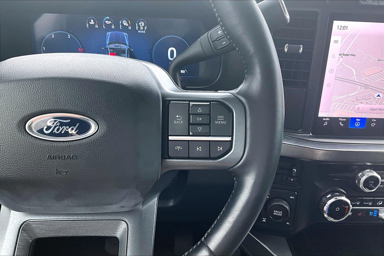 Certified 2024 Ford F250 Lariat w/ Chrome Package AWD/4WD image 20