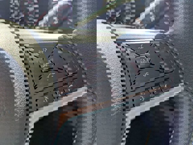 Used 2024 Nissan Altima 2.5 SV image 16