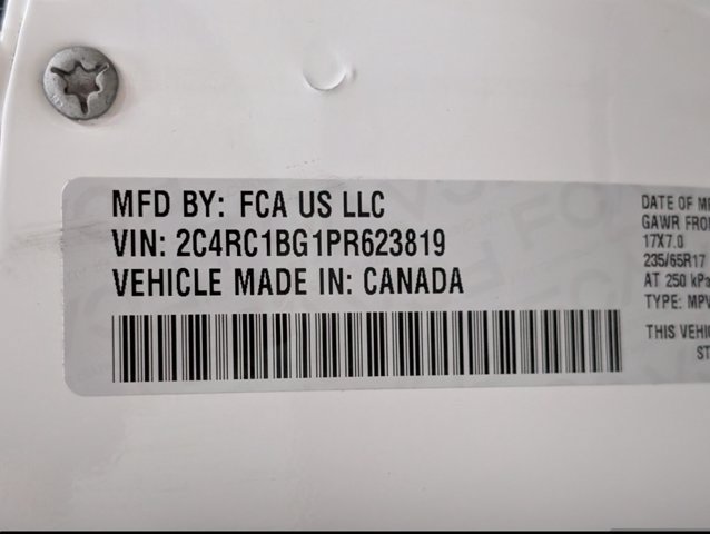 Used 2023 Chrysler Pacifica Touring-L FWD image 23