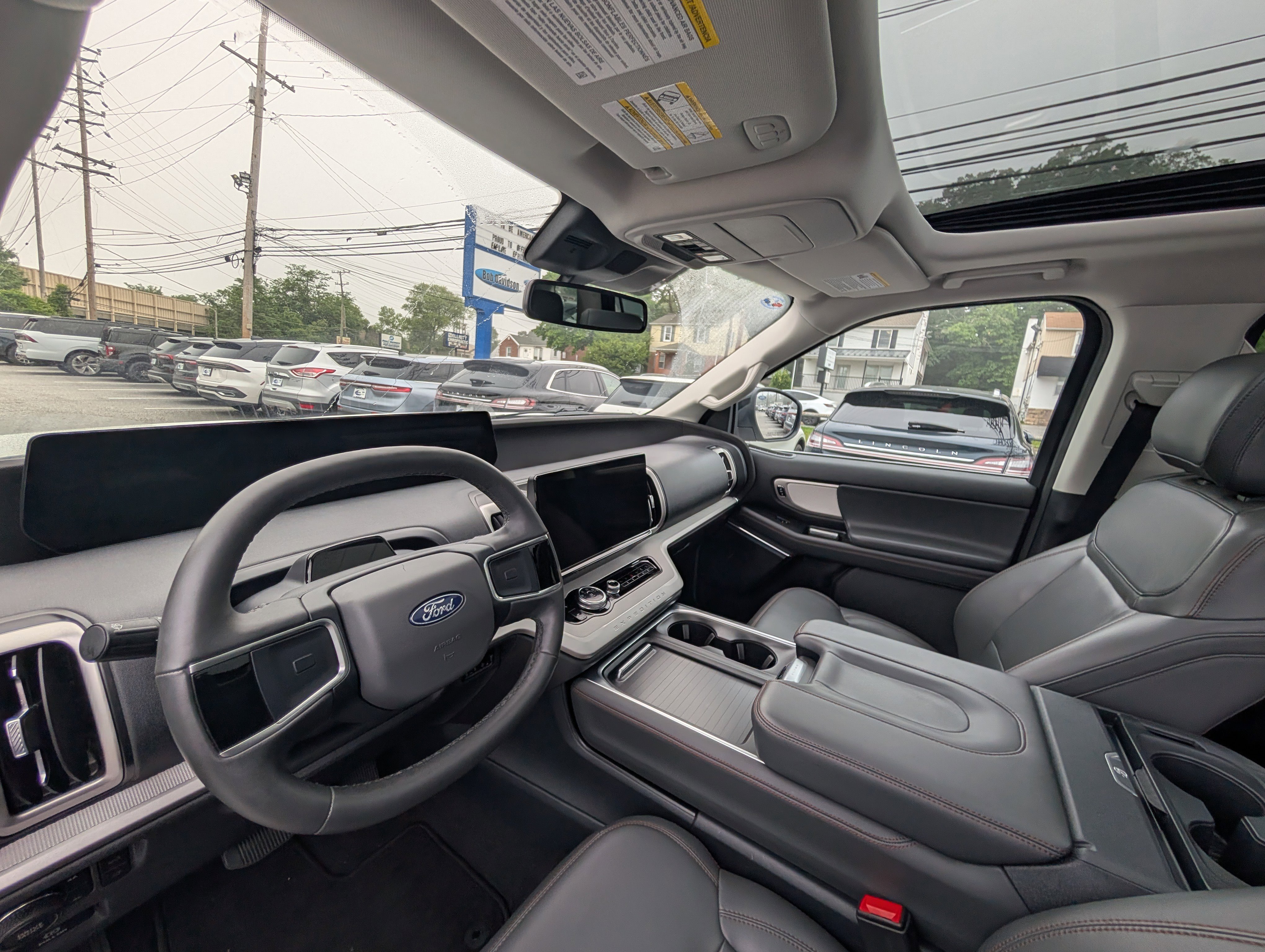 Certified 2025 Ford Expedition Active AWD/4WD image 19