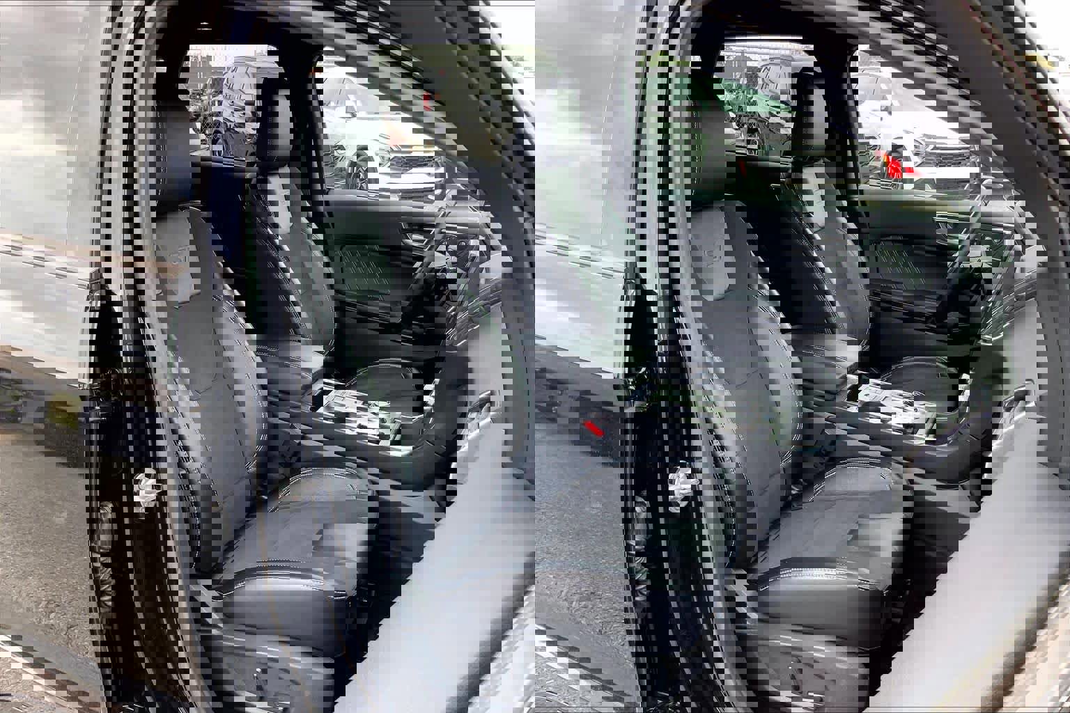 Certified 2022 Ford Edge ST w/ Equipment Group 401A image 11