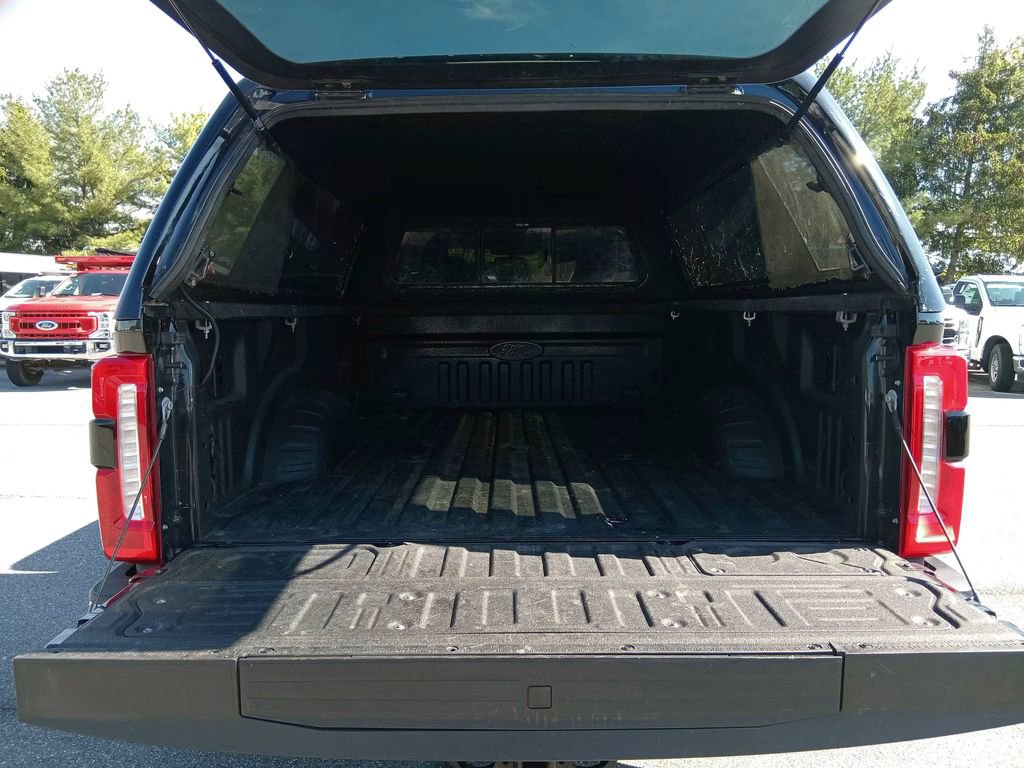 Certified 2025 Ford F350 Lariat w/ Lariat Ultimate Package AWD/4WD image 7