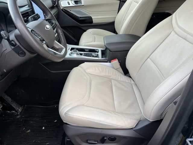 Certified 2024 Ford Explorer Platinum w/ Technology Package image 22