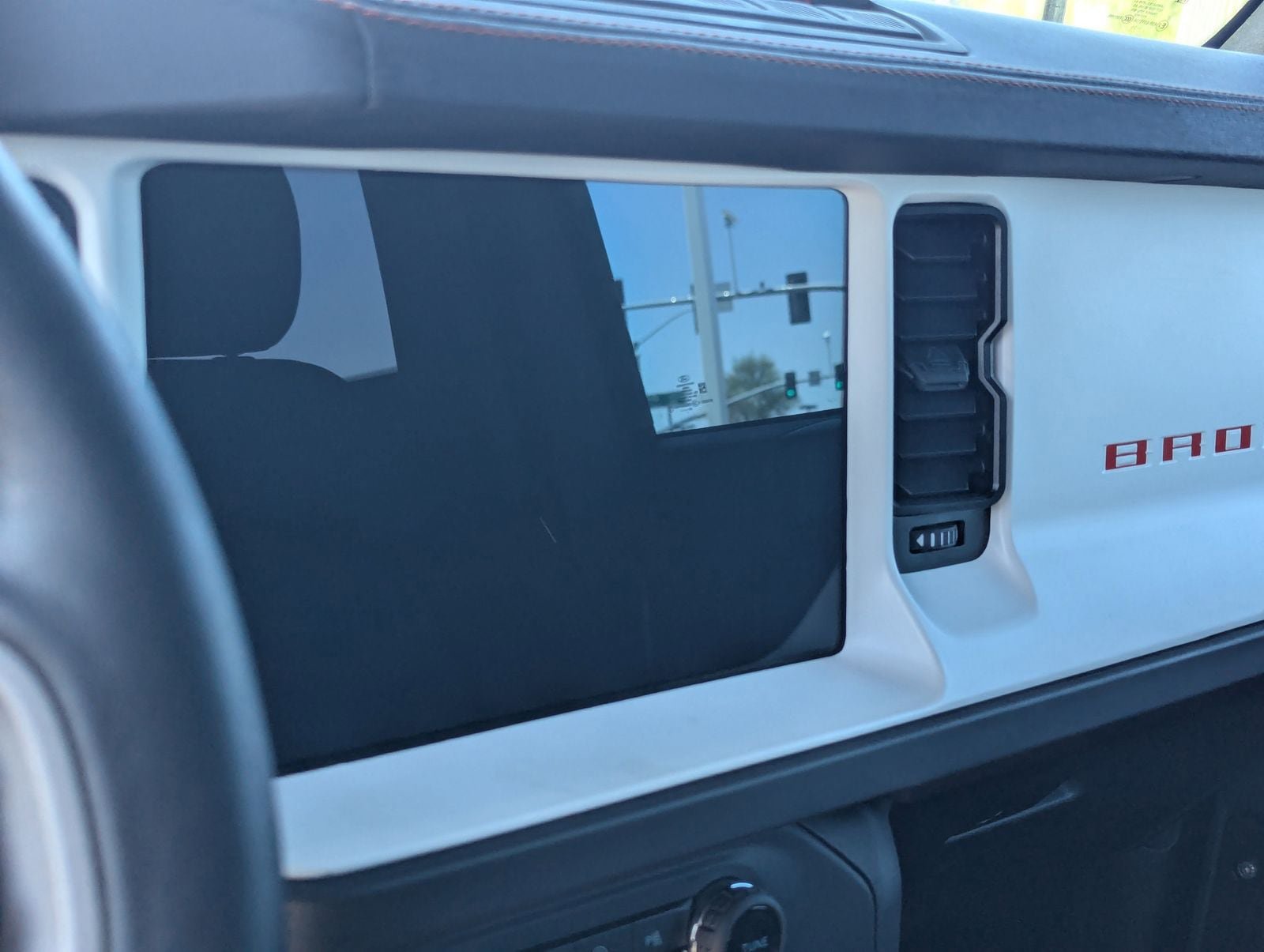Certified 2025 Ford Bronco Stroppe Edition AWD/4WD image 15