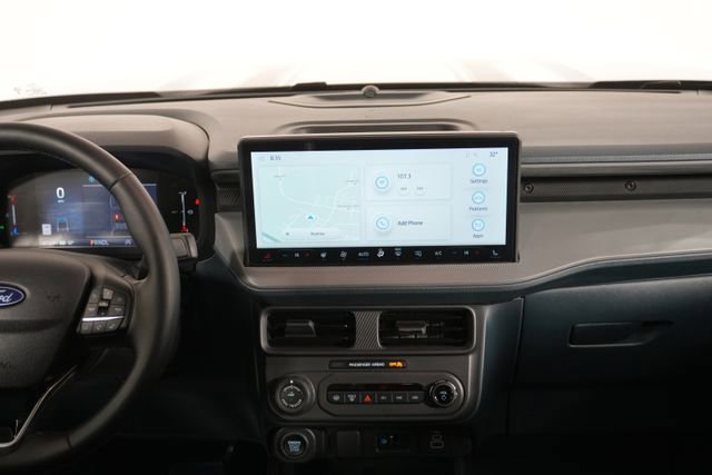 Certified 2025 Ford Maverick Lariat w/ Black Appearance Package image 26